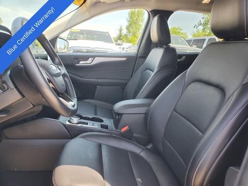 AGATE BLACK METALLIC 2025 Ford Escape PLATINUM