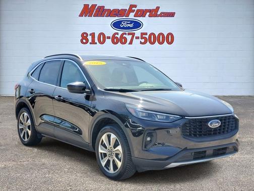 AGATE BLACK METALLIC 2025 Ford Escape PLATINUM