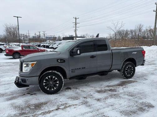 2017 Nissan Titan XD PRO-4X