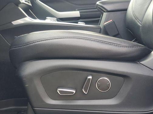 White 2020 Ford Explorer Limited