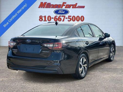 Crystal Black Silica 2024 Subaru Legacy PREMIUM