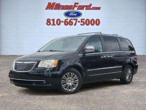 2014 Chrysler Town & Country Touring-L