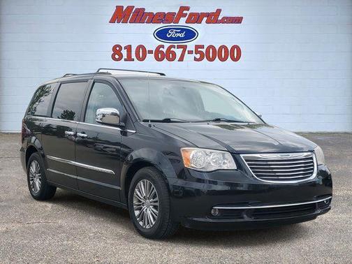 2014 Chrysler Town & Country Touring-L