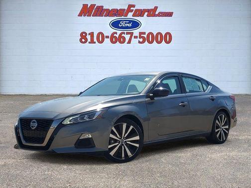 2021 Nissan Altima SR FWD