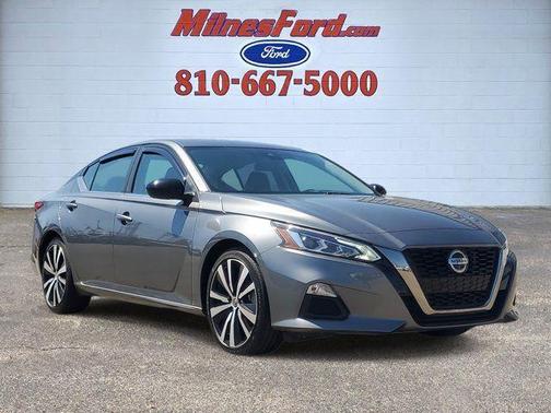 2021 Nissan Altima SR FWD