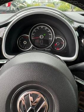 Deep Black Pearl w/ Black Top 2019 Volkswagen Beetle 2.0T S