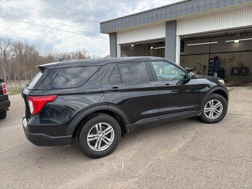 2022 Ford Explorer Base