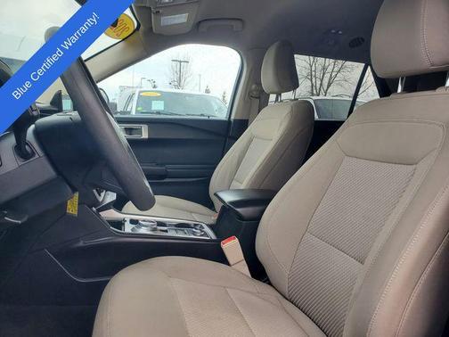 Agate Black Metallic 2022 Ford Explorer Base