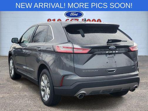 Carbonized Gray Metallic 2022 Ford Edge Titanium