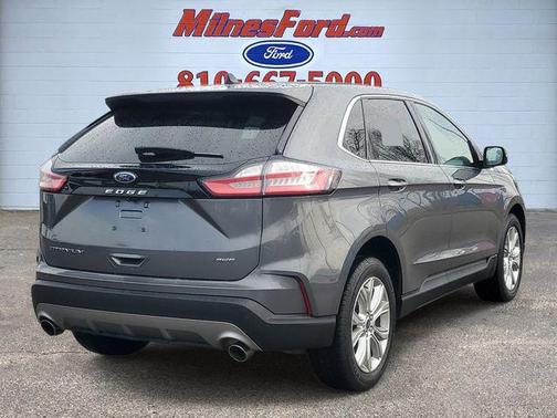 Carbonized Gray Metallic 2022 Ford Edge Titanium