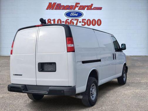 2022 Chevrolet Express 2500 RWD 2500 Regular Wheelbase WT