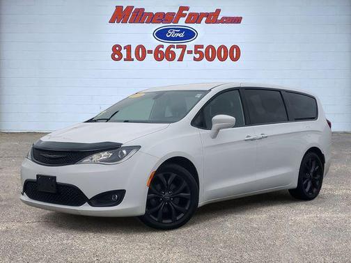 2018 Chrysler Pacifica Touring Plus