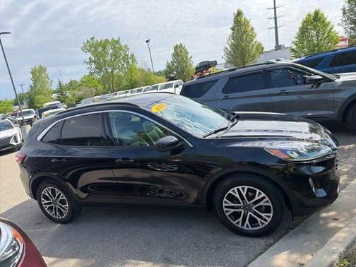 Black Metallic 2020 Ford Escape SEL