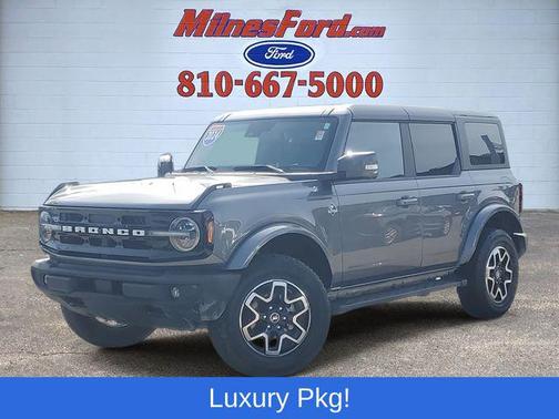 2024 Ford Bronco Outer Banks