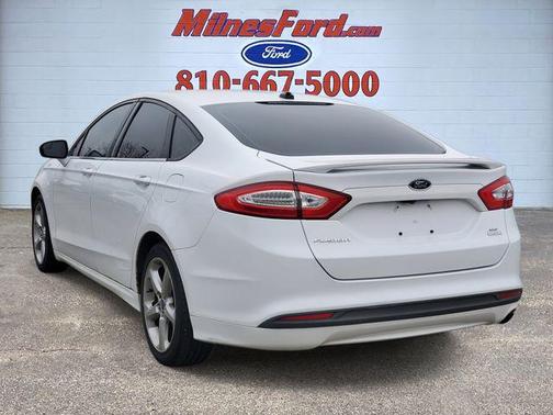 2013 Ford Fusion SE