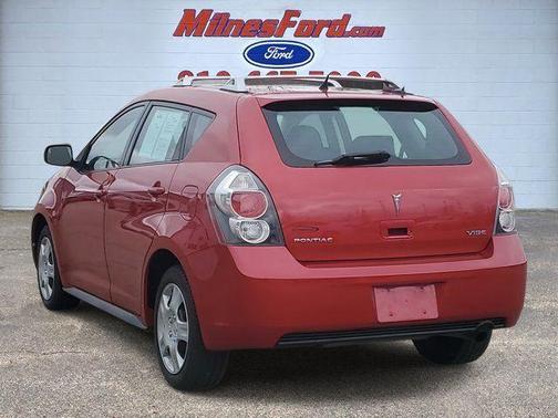 2009 Pontiac Vibe Base