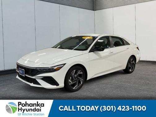 White 2025 Hyundai ELANTRA SEL Sport