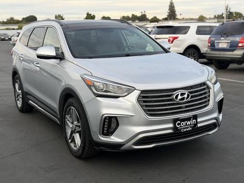 Circuit Silver 2017 Hyundai SANTA FE Limited Ultimate