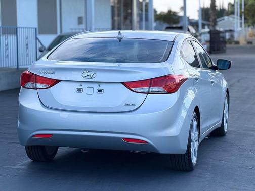 Silver 2012 Hyundai ELANTRA Limited