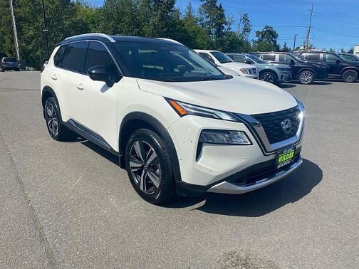 White 2023 Nissan Rogue Platinum