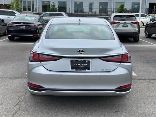 2024 Lexus ES 250 Base