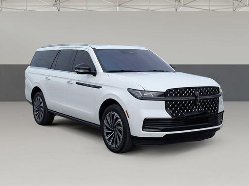 2025 Lincoln Navigator Black Label