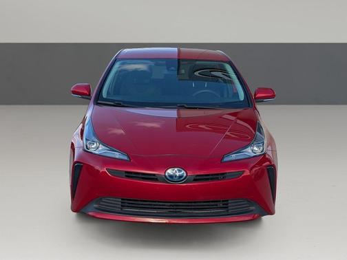 2021 Toyota Prius LE