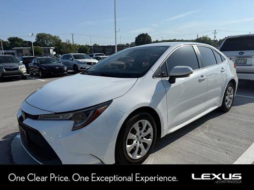 Super White 2020 Toyota Corolla LE