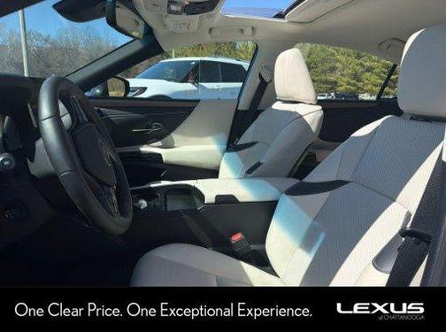 Iridium 2024 Lexus ES 250 Base