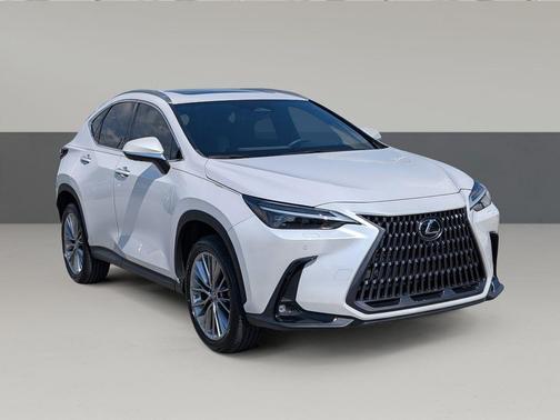 White Pearl 2022 Lexus NX 350 Luxury