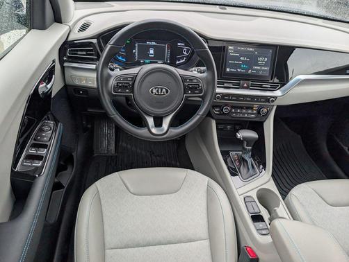 2020 Kia Niro Touring