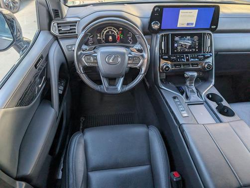 2023 Lexus LX 600 Luxury