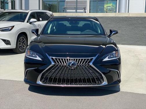 2024 Lexus ES 250 Base