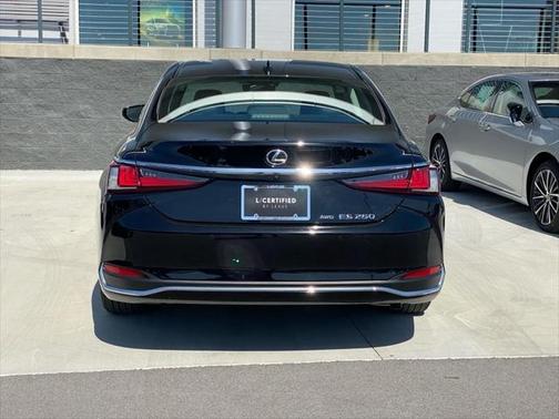 2024 Lexus ES 250 Base
