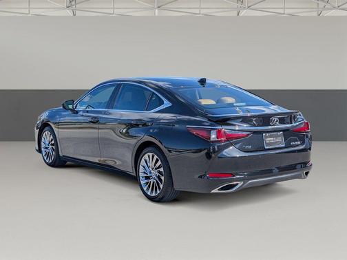 2024 Lexus ES 350 Ultra Luxury