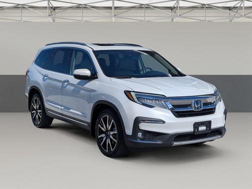 2020 Honda Pilot AWD Elite