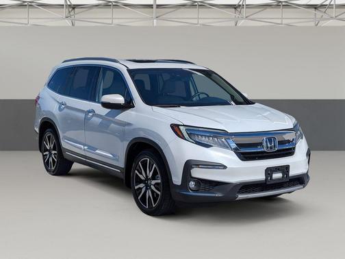 2020 Honda Pilot AWD Elite