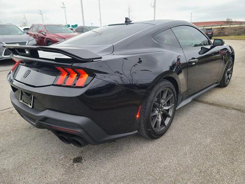 2024 Ford Mustang Dark Horse Fastback