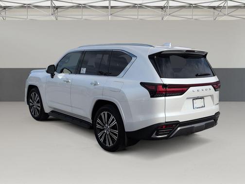 2025 Lexus LX 600 Luxury