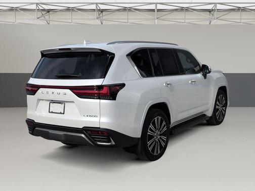 2025 Lexus LX 600 Luxury