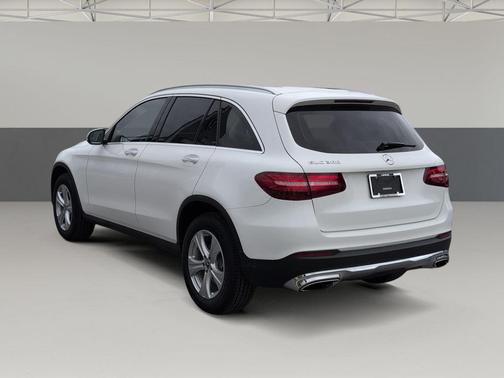 2018 Mercedes-Benz GLC 300 Base