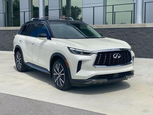 2023 INFINITI QX60 SENSORY
