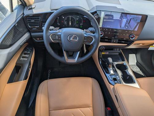 2025 Lexus NX 450h+ Luxury