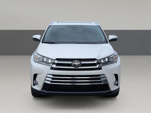 2019 Toyota Highlander Limited Platinum