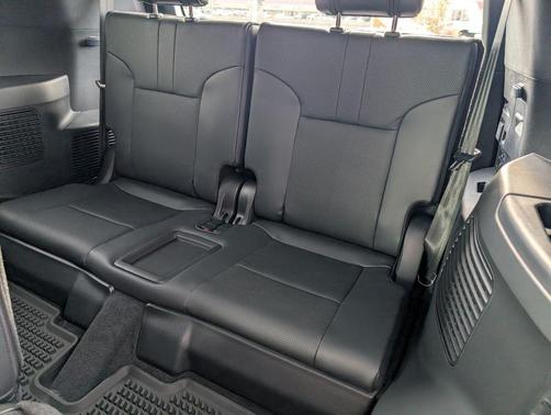 2025 Lexus LX 700h Luxury