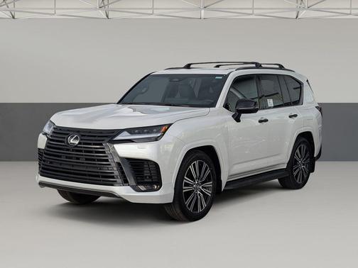 2025 Lexus LX 700h Luxury