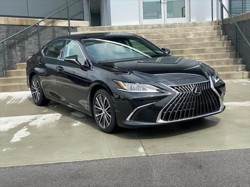 2024 Lexus ES 300h Premium