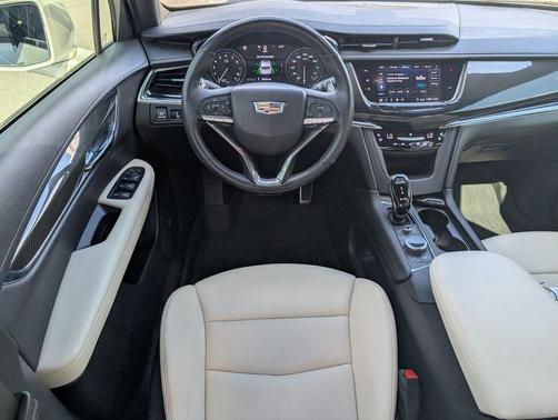 Crystal White Tricoat 2020 Cadillac XT6 Sport AWD