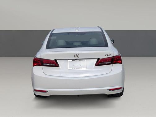 2017 Acura TLX w/Technology Package