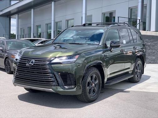 2025 Lexus LX 700h Overtrail